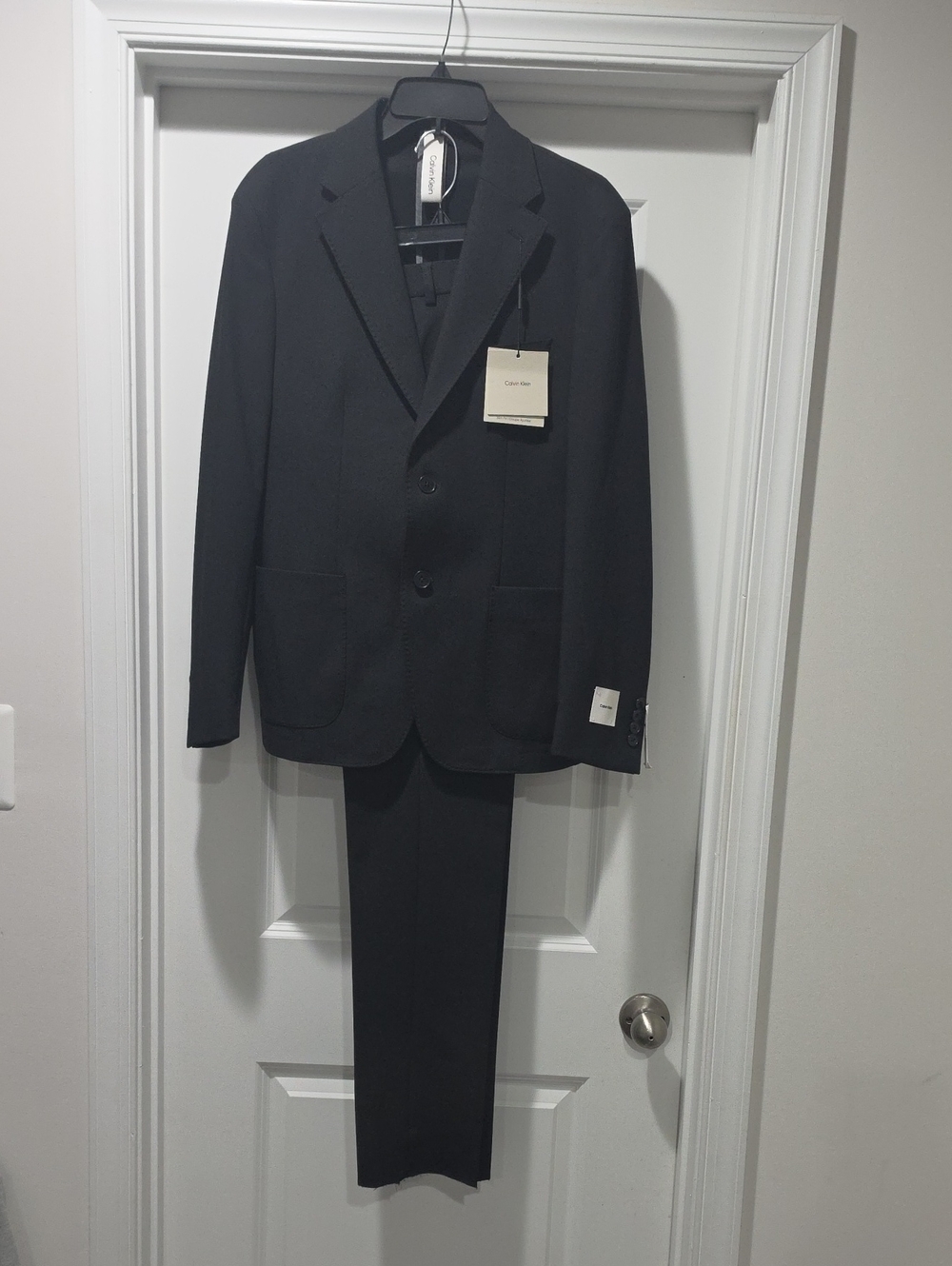 NWT Calvin Klein Men's Black Two-Piece Suit